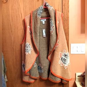 NWT Ari's.A One Size Fits All Vest